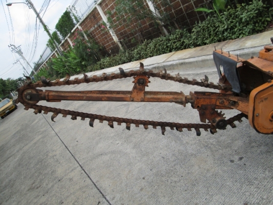 รหัส:13001105รถขุดร่องดินเดินตามใช้เครื่องดีเชลMITSUBISHI M85-016697ขนาด6.0PS.เสียงแน่นชั่วโมงทำงาน