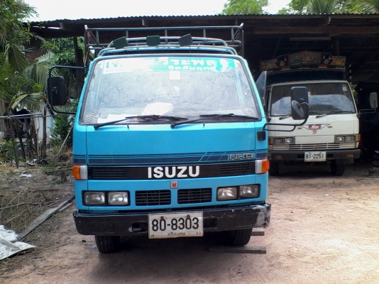 ขาย6ล้อ ISUZU 110 4BE1 ยกหัวได้เกียร์สั้น รถห้างแท้ ยาว 4.30 ม.พื้นเหล็กเรียบเสริมข้าง