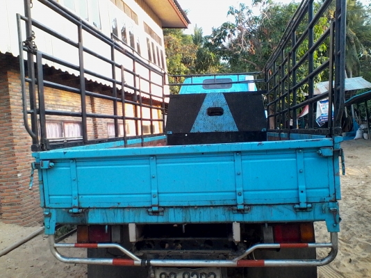 ขาย6ล้อ ISUZU 110 4BE1 ยกหัวได้เกียร์สั้น รถห้างแท้ ยาว 4.30 ม.พื้นเหล็กเรียบเสริมข้าง ขาย6ล้อ ISUZU 110 4BE1 ยกหัวได้เกียร์สั้น รถห้างแท้ ยาว 4.30 ม.พื้นเหล็กเรียบเสริมข้าง