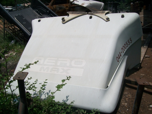 ขาย หมวกลู่ลม  ISUZU DECA ราคาถูก 081-1841924