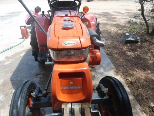 ขาย  คูโบต้า KRT140  พร้อมใช้เอกสารพร้อมโอนถูกๆ