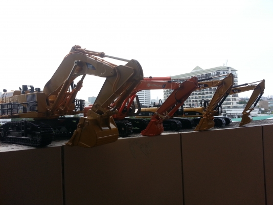 ขายโมเดลcatterpillar พร้อมส่งคับ โทรสอบถามตลอด24ช้วโมงคับ ขายโมเดลcatterpillar พร้อมส่งคับ โทรสอบถามตลอด24ช้วโมงคับ