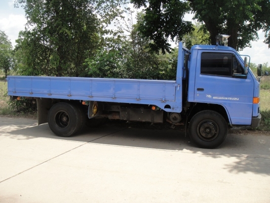 รับมัดจำแล้วครับ ขาย ISUZU NPR  ห้างแท้ ปี 37