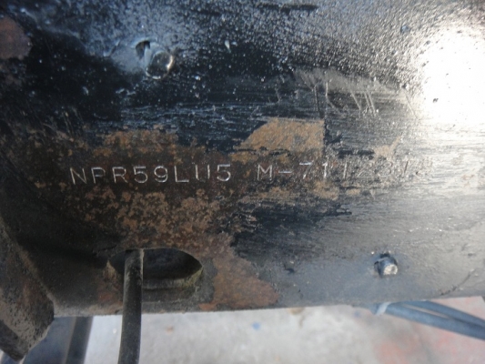 รับมัดจำแล้วครับ ขาย ISUZU NPR  ห้างแท้ ปี 37