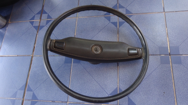 พวงมาลัยRN20