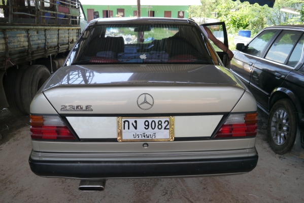 ขายรถเบ็นซ์230E ปี1990 ขายรถเบ็นซ์230E ปี1990
