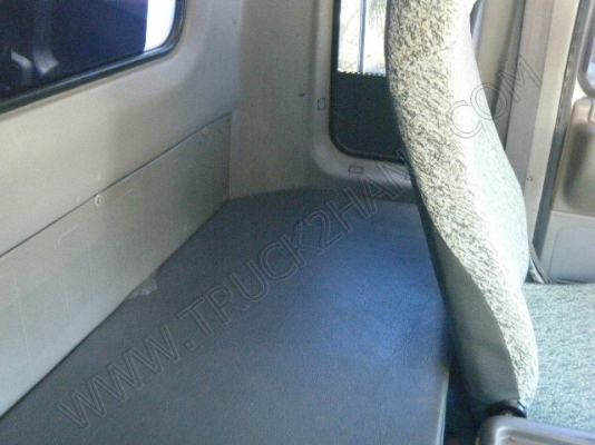 รถบรรทุก 6 ล้อดั๊มพ์ ยี่ห้อ HINO รุ่น HITECH