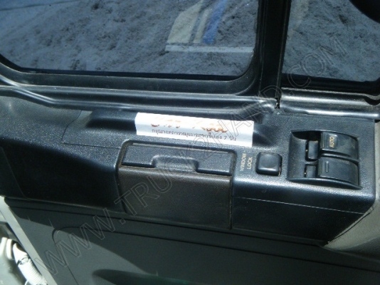 รถบรรทุก 6 ล้อดั๊มพ์ ยี่ห้อ HINO รุ่น HITECH