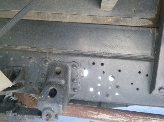 รถบรรทุก 6 ล้อดั๊มพ์ ยี่ห้อ HINO รุ่น HITECH