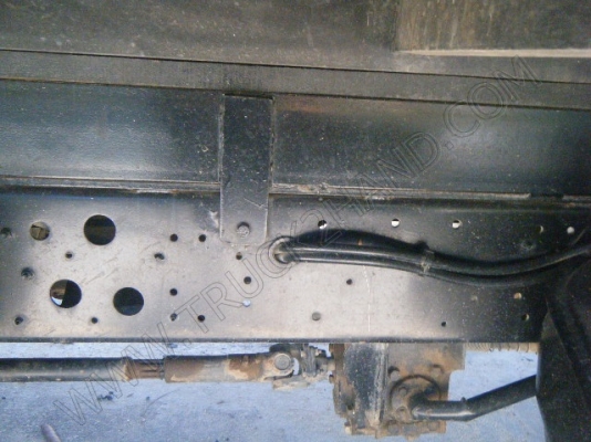 รถบรรทุก 6 ล้อดั๊มพ์ ยี่ห้อ HINO รุ่น HITECH