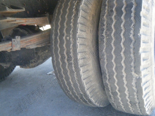 รถบรรทุก 6 ล้อดั๊มพ์ ยี่ห้อ HINO รุ่น HITECH