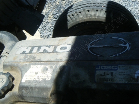 รถบรรทุก 6 ล้อดั๊มพ์ ยี่ห้อ HINO รุ่น HITECH