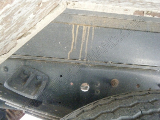 รถบรรทุก 6 ล้อดั๊มพ์ ยี่ห้อ HINO รุ่น HITECH