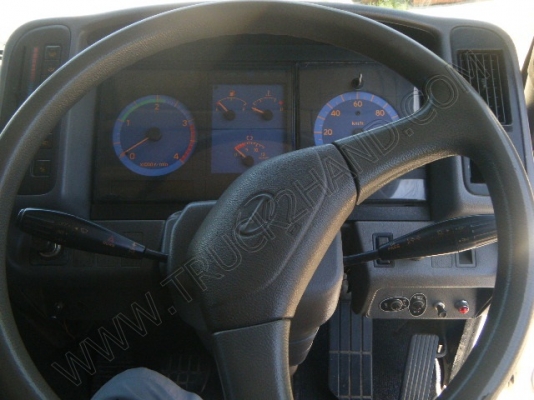 รถบรรทุก 6 ล้อดั๊มพ์ ยี่ห้อ HINO รุ่น HITECH