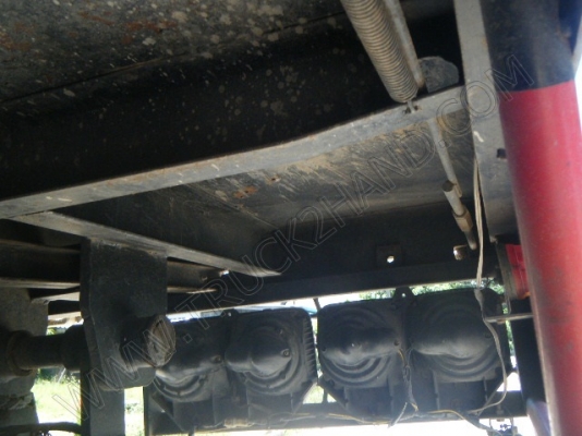 รถบรรทุก 6 ล้อดั๊มพ์ ยี่ห้อ HINO รุ่น HITECH