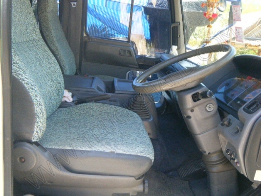 รถบรรทุก 6 ล้อดั๊มพ์ ยี่ห้อ HINO รุ่น HITECH