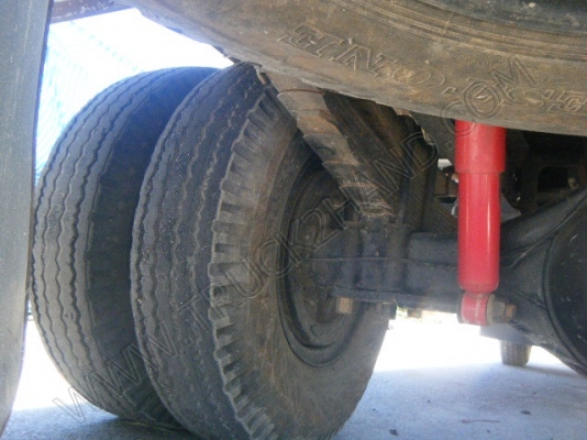 รถบรรทุก 6 ล้อดั๊มพ์ ยี่ห้อ HINO รุ่น HITECH