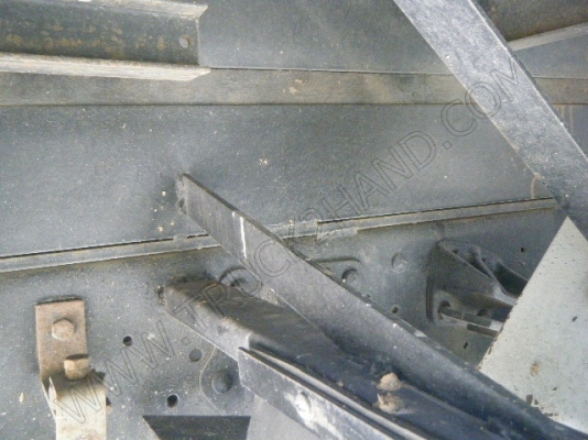 รถบรรทุก 6 ล้อดั๊มพ์ ยี่ห้อ HINO รุ่น HITECH