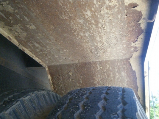 รถบรรทุก 6 ล้อดั๊มพ์ ยี่ห้อ HINO รุ่น HITECH