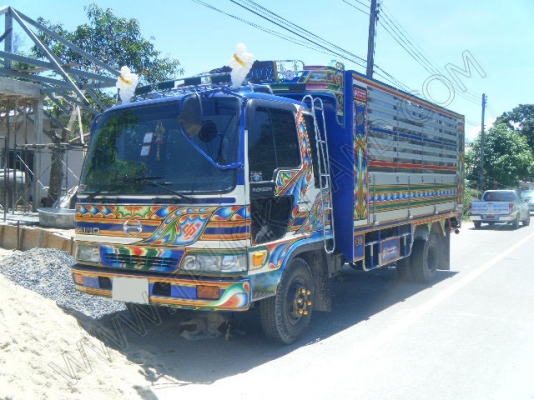 รถบรรทุก 6 ล้อดั๊มพ์ ยี่ห้อ HINO รุ่น HITECH