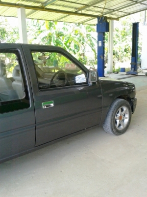 ต้องการขายรถกระบะ  Isuzu ปี 1994