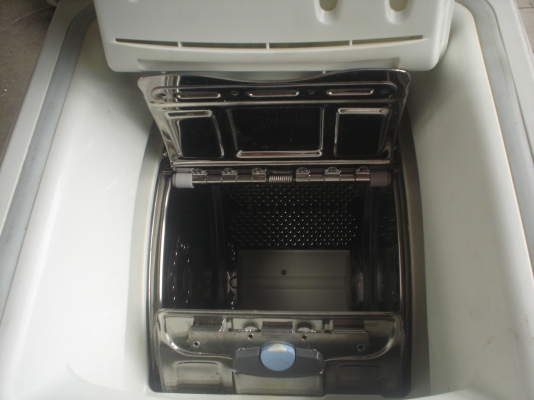 เครื่องชักผ้าใช้ปกติ  สภาพเหมือนใหม่  ได้มาบ้านฝรั่งบินกลับบ้าน