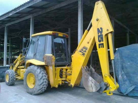 รถตัก JCB 215B ( ตักหน้าขุดหลัง )  สนใจติดต่อ 081 - 6079515