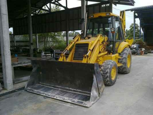 รถตัก JCB 215B ( ตักหน้าขุดหลัง )  สนใจติดต่อ 081 - 6079515