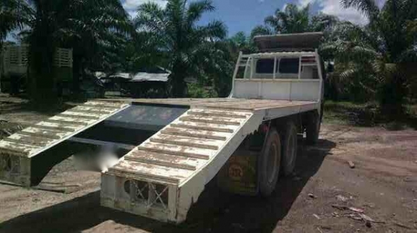 รถฮีโน่ 10 ล้อ ท้าลาด FM3M 240 แรงม้า ปี 39 สนใจติดต่อ 081 - 6079515 รถฮีโน่ 10 ล้อ ท้าลาด FM3M 240 แรงม้า ปี 39 สนใจติดต่อ 081 - 6079515