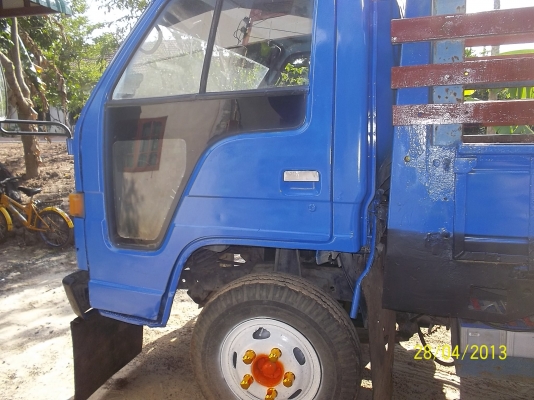 ขายอิซูสุุุุ6ล้อพร้อมใช้  เครื่อง 100แรง  คัชซีสวย ประหยัดสุดๆ