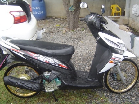 Click สีขาว รถสวย เครื่องเดิม ครบ