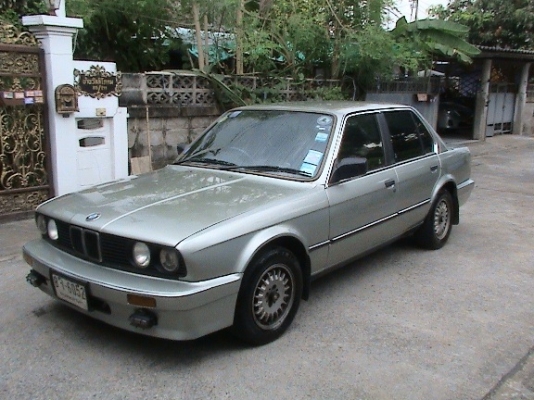 ขาย BMW 316 E30  เพิ่งซ่อมบำรุงเครื่องยนต์ และเปลี่ยนอะไหล่