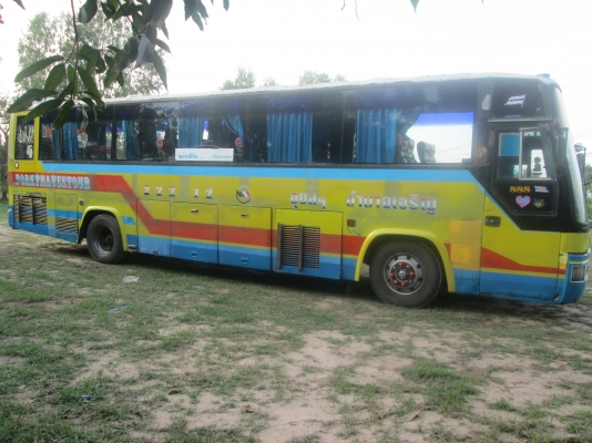 ขายรถบัส อีซุซุ เครื่อง 260 แอร์ ขายรถบัส อีซุซุ เครื่อง 260 แอร์