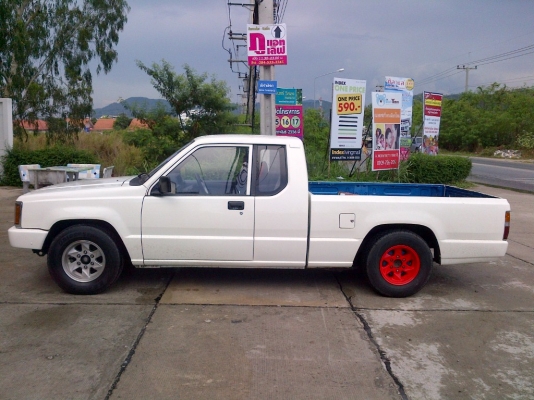 ขาย!กะบะมิตซูแค๊ป  ท่อเฮ็ดเดอร์เสียงเพราะ ปี94 จอโค้ง รถบาง สีสวยไม่มีผุ รถสีไม่หนาคับ เครื่องยนต์เดิมดีเซ็ล2500ccประหยัดน้ำมัน เบาะเบิดมีเบาะเดิมให้  พวงมาลัยพาวเวอร์แท้ พร้อมใช้ ทะเบียน+เอกสารโอน ภาษีหมดไม่หมด 088-2197709