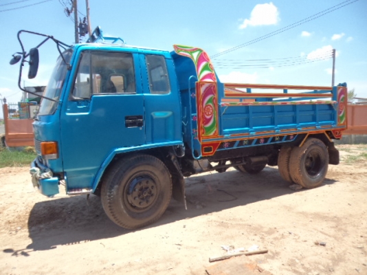 ขายรถ6ล้ออีซูซุร็อกกี้ดั้ม สภาพสวยๆๆๆพร้อมใช้งานคับ