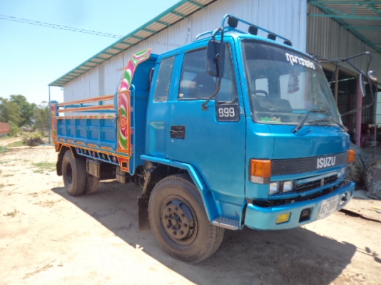 ขายรถ6ล้ออีซูซุร็อกกี้ดั้ม สภาพสวยๆๆๆพร้อมใช้งานคับ