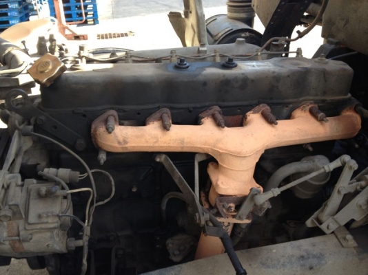 รถอิซูซุ 6 ล้อ ติดเหี้ยบ 3 ตัน 165 แรงม้า  สนใจติดต่อ 081 - 6079515