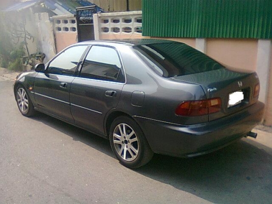 ขาย civic เครื่อง v tec หัวฉีดD16A เกียร์ออโต้ ดิส4ล้อ ไม่เคยติดแก๊สราคาถูกๆต่อรองได้จัดได้