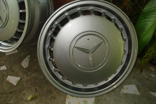 ปรับราคาลงเหลือ3800.-ล้อแม็กซ์ Benz w123 ผลิตจากเยอรมัน ขอบ 14 นิ้ว