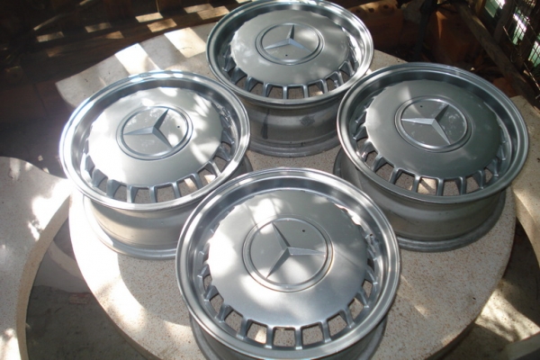 ปรับราคาลงเหลือ3800.-ล้อแม็กซ์ Benz w123 ผลิตจากเยอรมัน ขอบ 14 นิ้ว