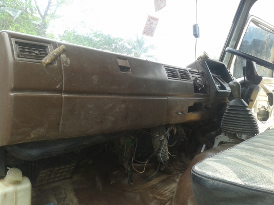 ขาย 6 ล้อดั้ม HINO FC146A(WO6E) ปี41รถห้างแท้100\% รถบ้านแท้ๆๆ 165 แรงม้า F หน้า+หลัง ดั้ม 6 ตัน.  พร้อใช้งานสุดๆพร้อมโอน