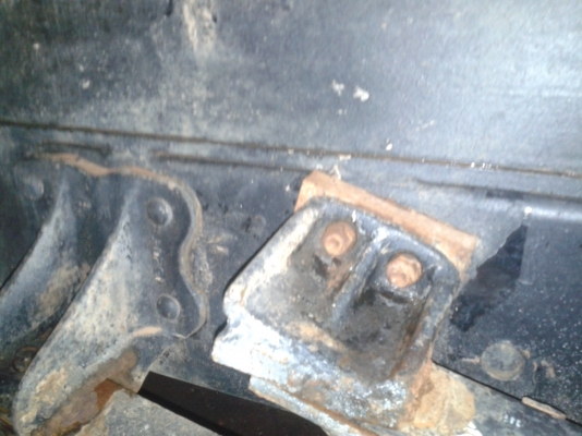 ขาย 6 ล้อดั้ม HINO FC146A(WO6E) ปี41รถห้างแท้100\% รถบ้านแท้ๆๆ 165 แรงม้า F หน้า+หลัง ดั้ม 6 ตัน.  พร้อใช้งานสุดๆพร้อมโอน