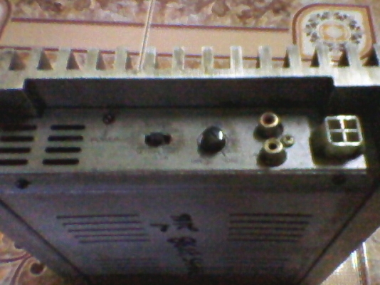 *** ถูกมาก!!เพาเวอร์แอมป์และปรีแอมป์ ใช้งานได้ ***