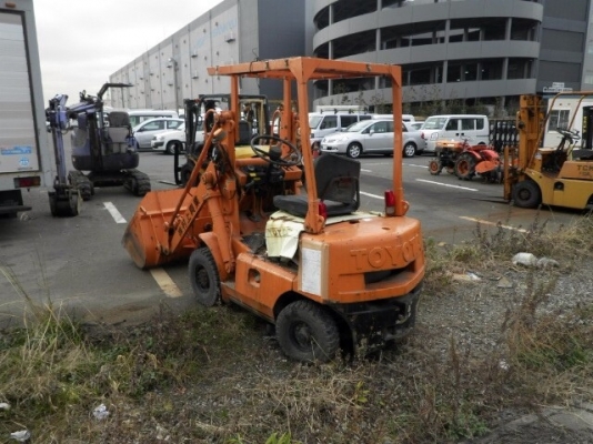 รถตักเล็กTOYOTA  เก่าญี่ปุ่นสภาพสวย