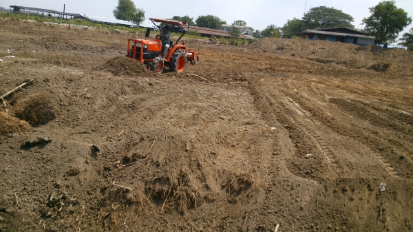 ขาย คูโบต้า  3คัน  ครับ  รถดีรถบกไม่ลงนํ้า สีเดิม