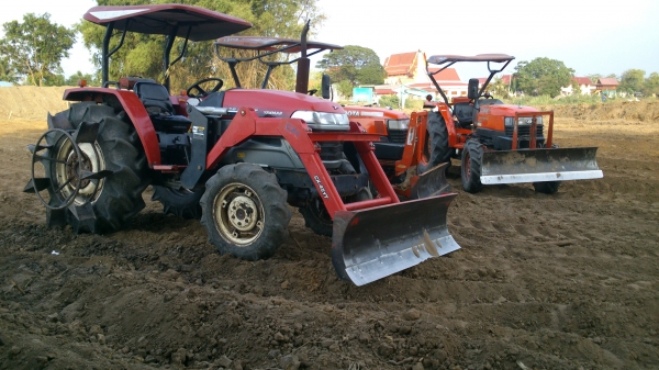 ขาย คูโบต้า  3คัน  ครับ  รถดีรถบกไม่ลงนํ้า สีเดิม