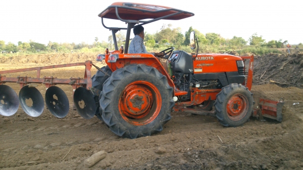ขาย คูโบต้า  3คัน  ครับ  รถดีรถบกไม่ลงนํ้า สีเดิม