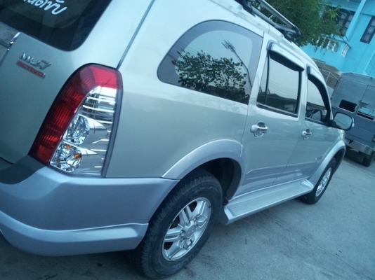 ขาย Isuzu Mu7 Platinum 2009 4 wd AT