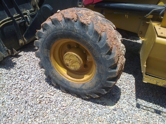 ขาย..ตักหน้าขุดหลังCAT424D ขับ2เพลา 4*4 รถสวยมาก เช็คศูนย์ตลอด ขาย..ตักหน้าขุดหลังCAT424D ขับ2เพลา 4*4 รถสวยมาก เช็คศูนย์ตลอด