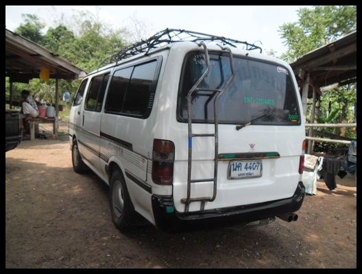 รถตู้หัวจรวด สวยสวยจริงๆ ติดแก๊ส LPG